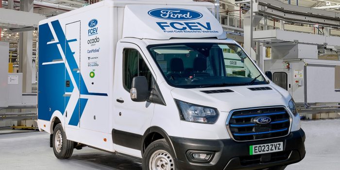 Ford e transit e transporter eléctrico fcev min