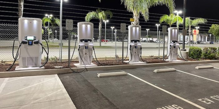 Usa ladestation charging station min