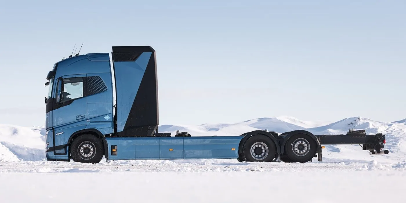 volvo trucks fh fuel cell brennstoffzellen lkw fuel cell truck 2023 01 min volvo trucks fh fuel cell brennstoffzellen lkw fuel cell truck 2023 01 min