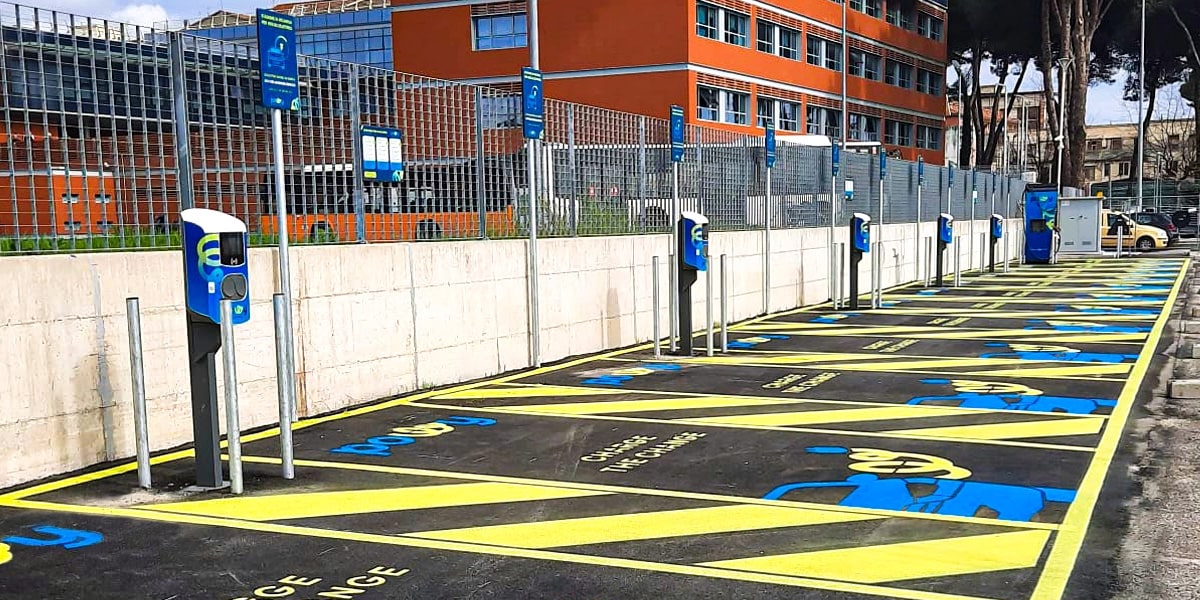Wolftank ladestation charging station italien italy min