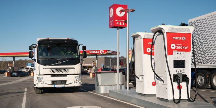 Circle k ladestation estación de carga e lkw camiones eléctricos suecia suecia min