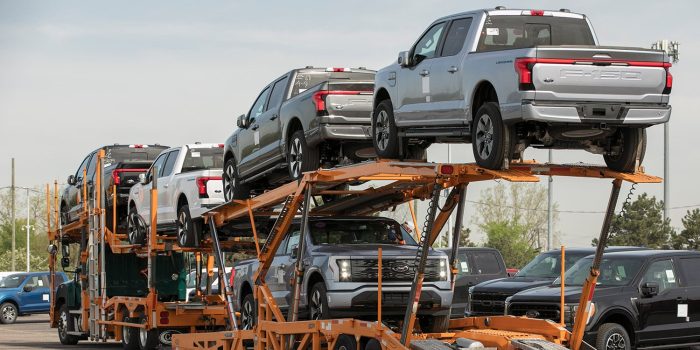 Ford f lightning min