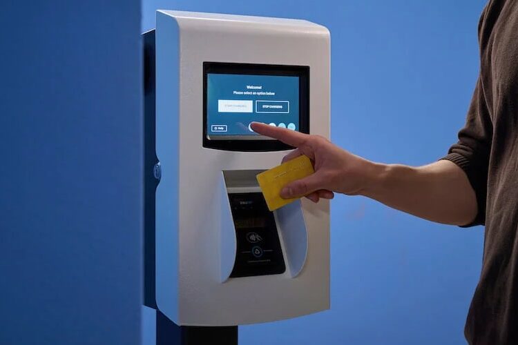 Virta ladestation charging station terminal min e