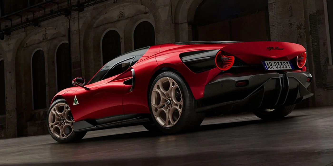 alfa romeo 33 stradale 2023 02 min alfa romeo 33 stradale 2023 02 min