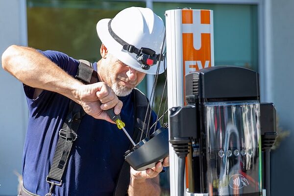 Chargepoint ladestation charging station min e