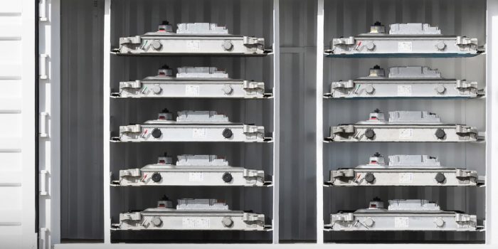 Jaguar land rover jlr bateríaspeicher almacenamiento de baterías wikes engineering min