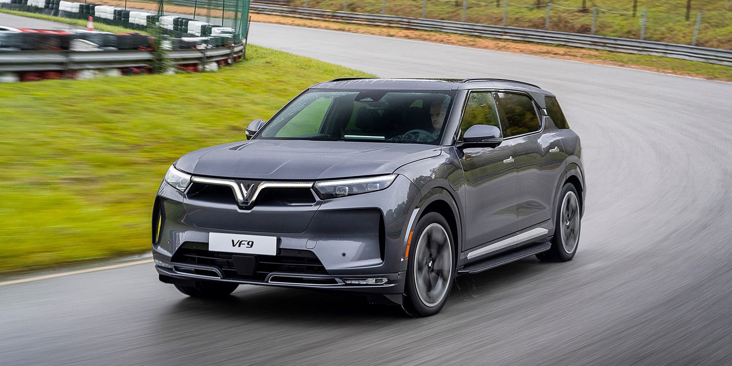 VinFast first passes 10k vehicle delivery mark - electrive.com