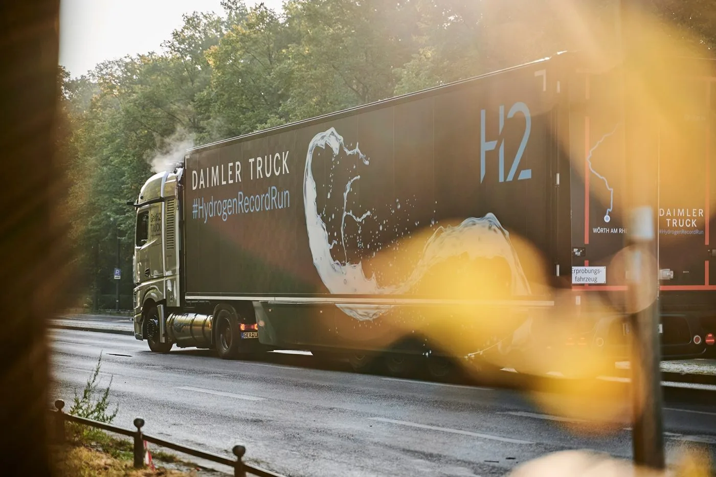 798eadee daimler camión mercedes benz genh2 camión e lkw camión eléctrico fcev 2023 02 min 798eadee daimler camión mercedes benz genh2 camión e lkw camión eléctrico fcev 2023 02 min
