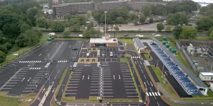 Bp pulse ladestation charging station nec birmingham grossbritannien uk min