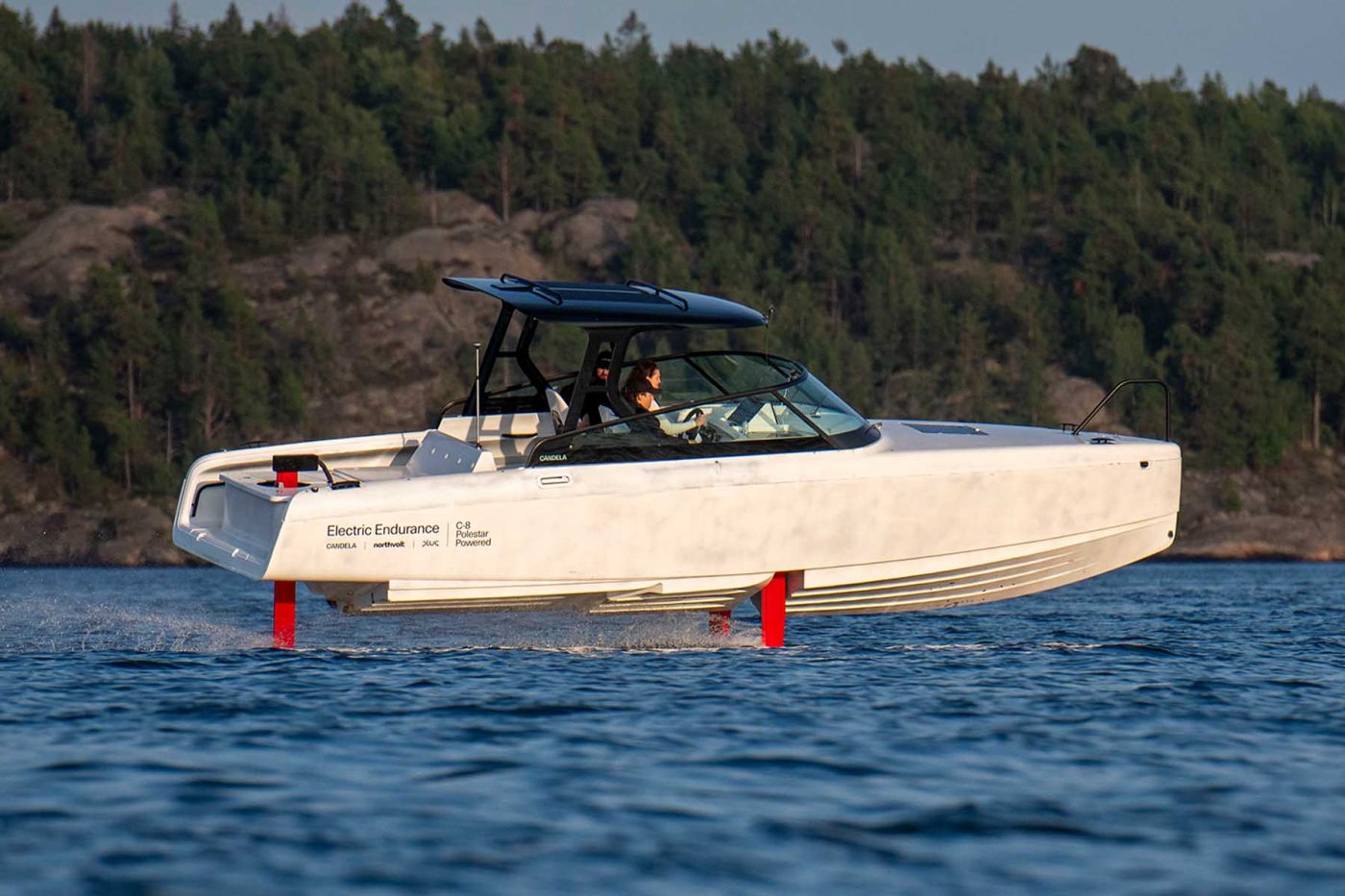 Candela c e schiff barco eléctrico min