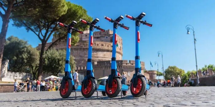 Dott e tretroller electric kick scooter rom rome italien italy min