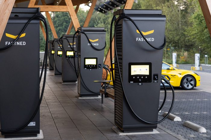 Estación de carga Fastned ladestation hilden min