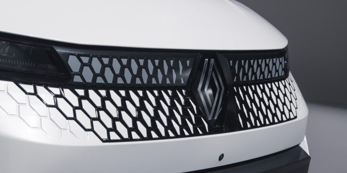 Renault scenic e tech electric min