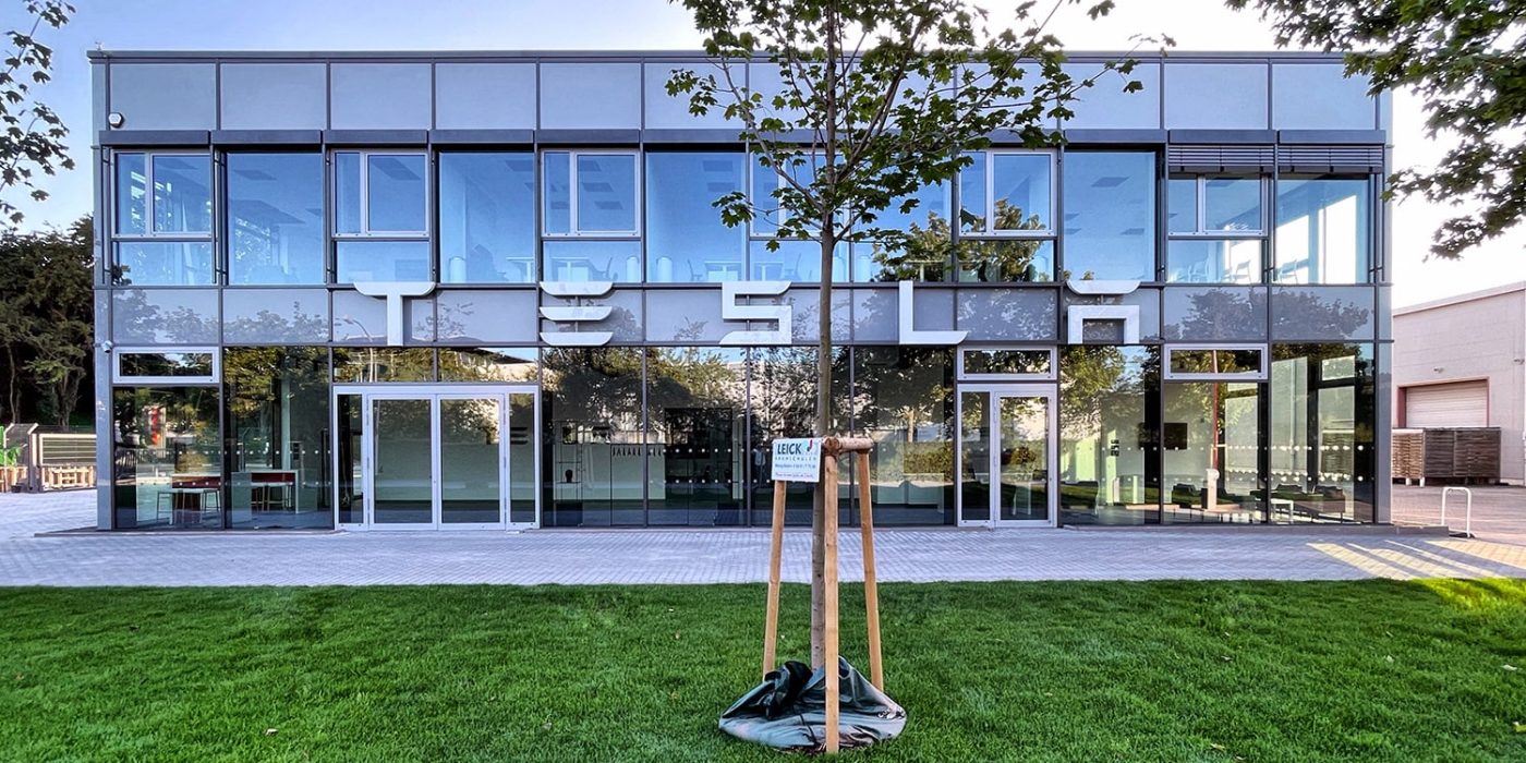 Tesla center saarbruecken min e