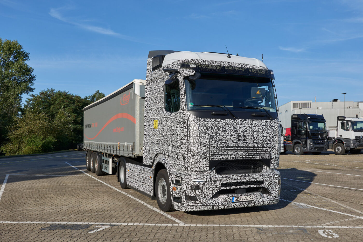 daimler-truck-mercedes-eactros-600-mitfahrt-5-1400x933