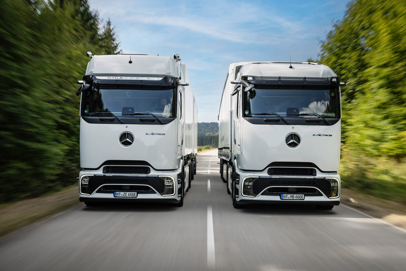 eactros 600 wp fahrt drive strasse road duo 23dt151 302 eActros 600 WP Fahrt Drive Strasse Road Duo 23DT151_302