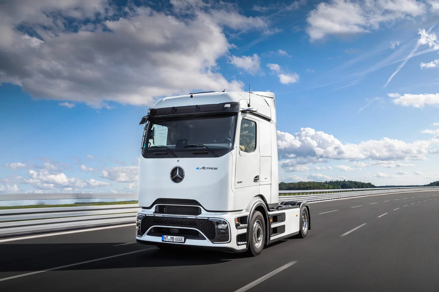 eactros 600 wp fahrt drive strasse road sattelzugmaschine tractor 23dt151 028 eactros 600 wp fahrt drive strasse road sattelzugmaschine tractor 23dt151 028