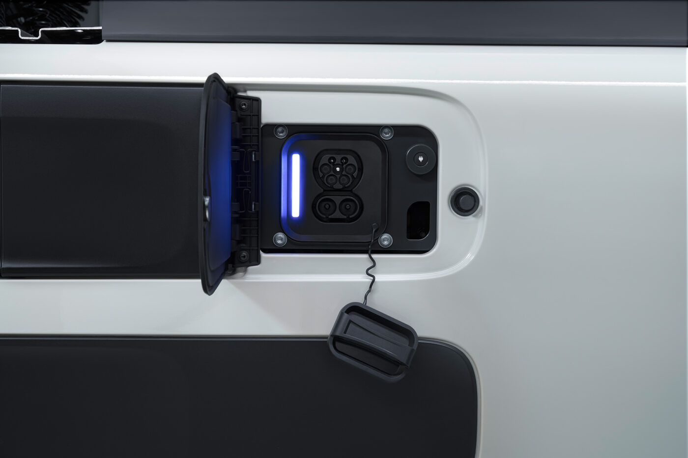 eactros600 interieur ext det 01 ladebuchse charging port wf02 eactros600 interieur ext det 01 ladebuchse charging port wf02