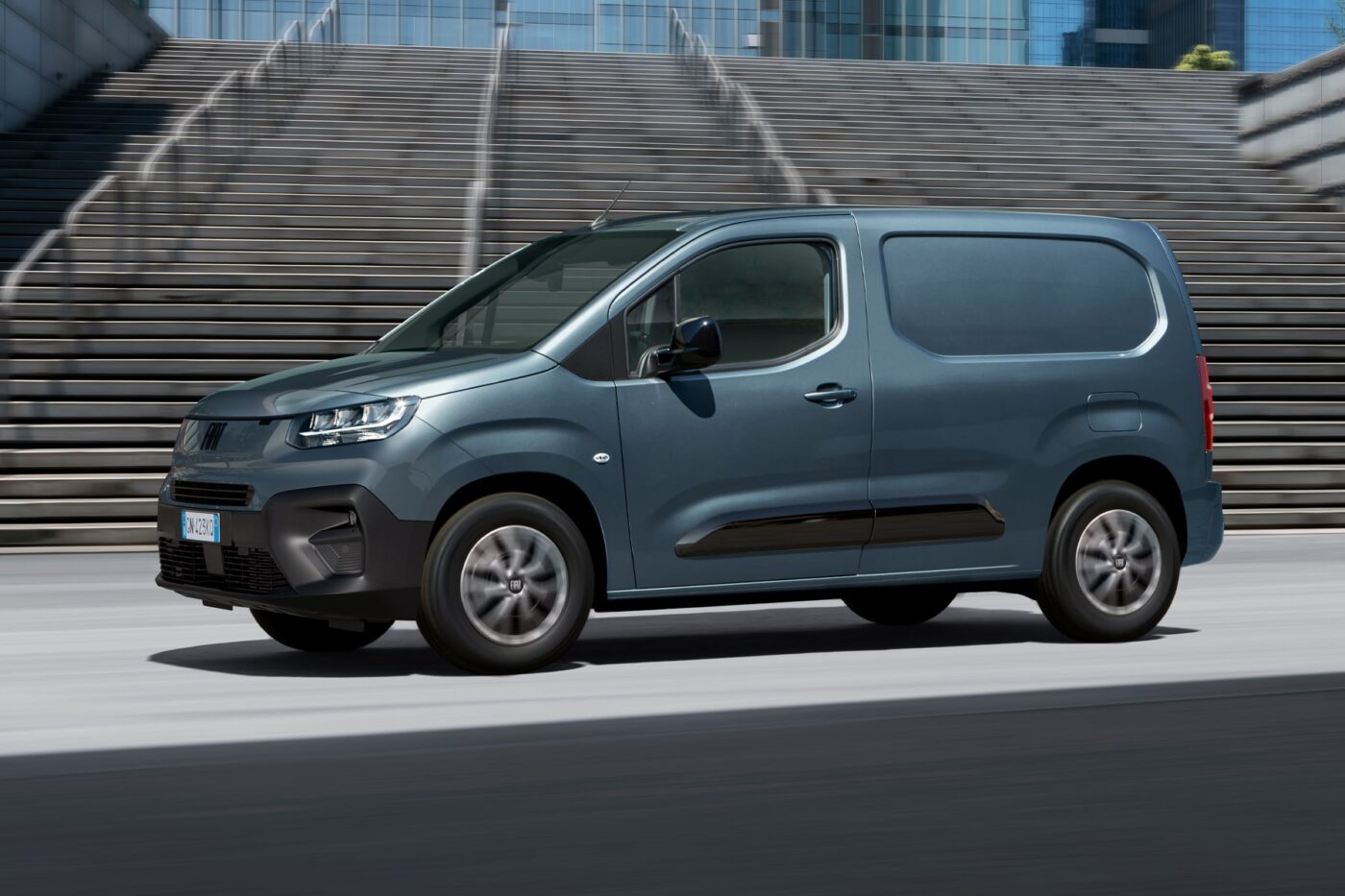 fiat e doblo e transporter electric transporter italian italy facelift 2023 01 min fiat e doblo e transporter electric transporter italian italy facelift 2023 01 min