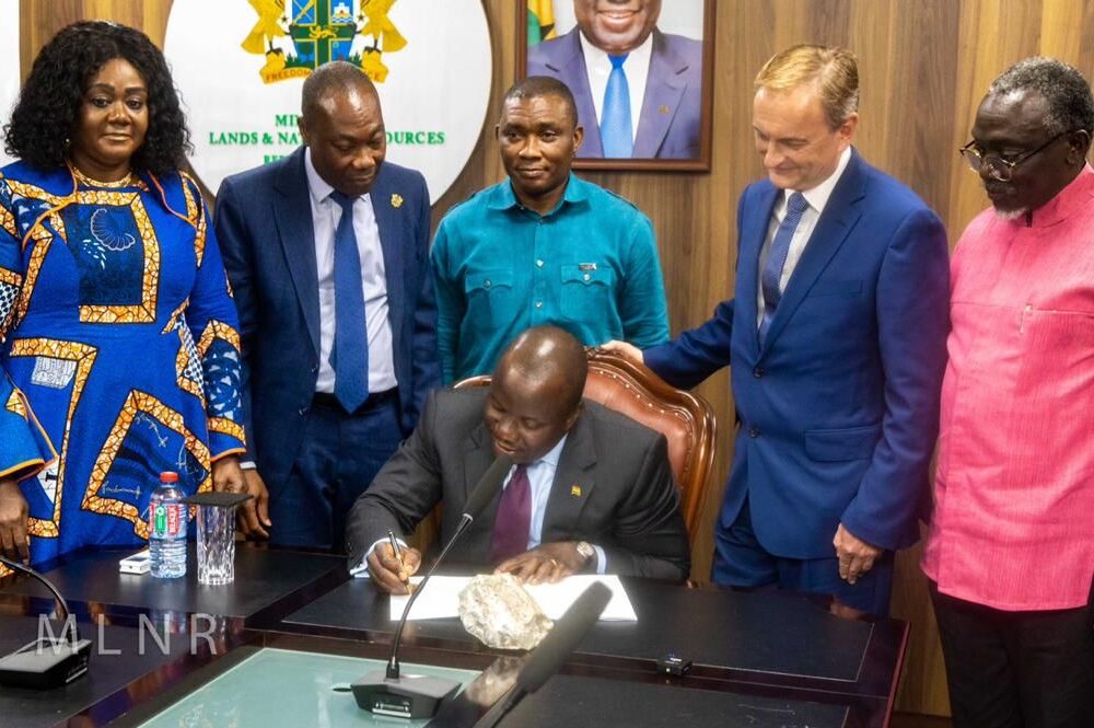 Ghana litio barari e