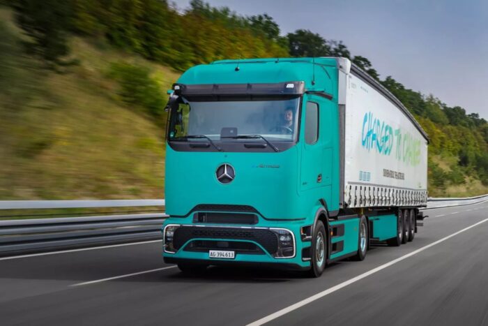 Mercedes eactros dreier