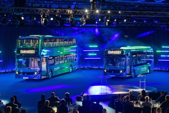 Alexander dennis enviro400ev y enviro100ev elektrobus autobús eléctrico grossbritannien uk min
