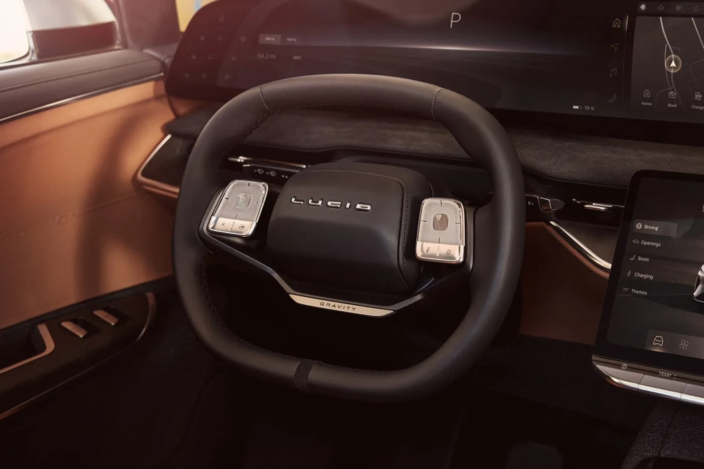 lucid motors lucid gravity 2023 04 min lucid motors lucid gravity 2023 04 min