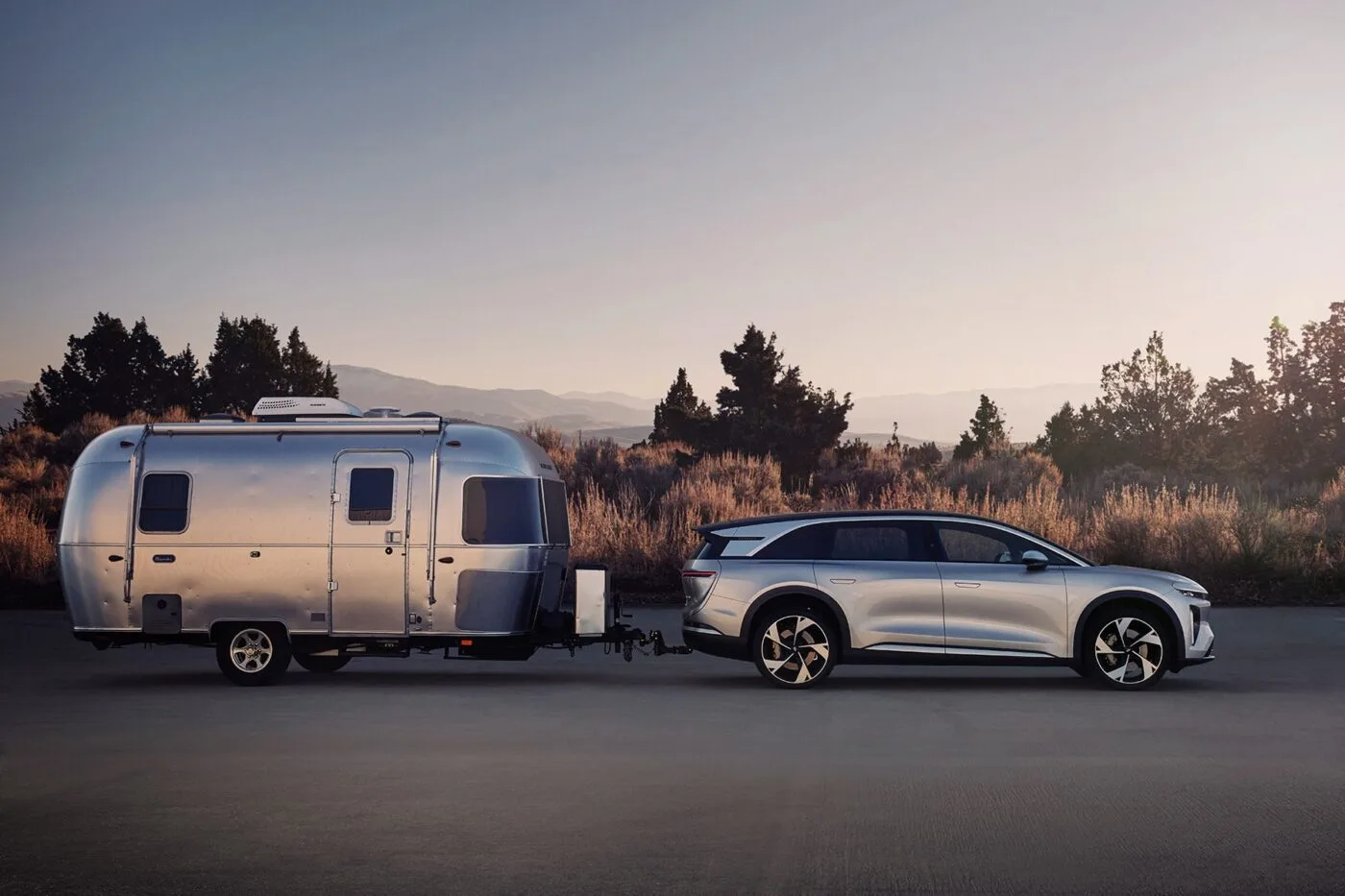 lucid motors lucid gravity 2023 13 min lucid motors lucid gravity 2023 13 min