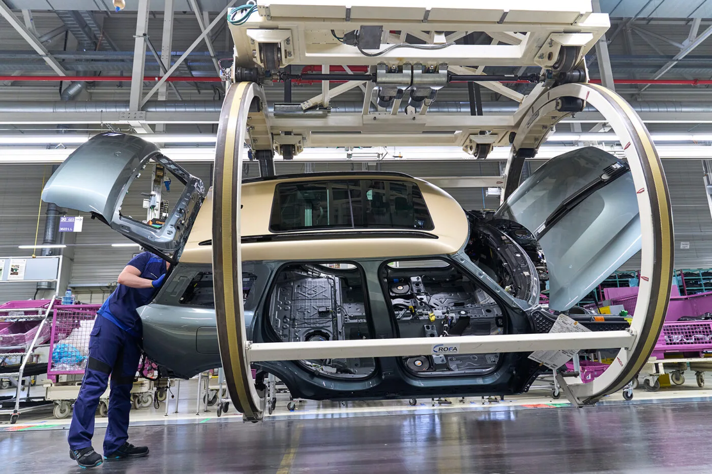 mini countryman produktion production bmw group werk plant leipzig 11 2023 04 mini countryman produktion production bmw group werk plant leipzig 11 2023 04