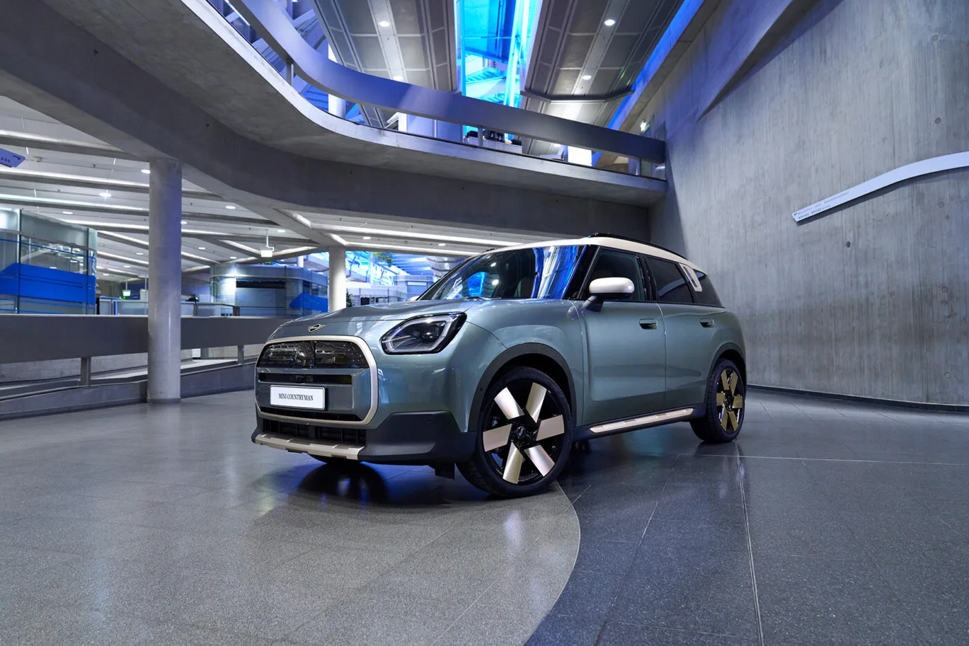 mini countryman produktion production bmw group werk plant leipzig 11 2023 12 mini countryman produktion production bmw group werk plant leipzig 11 2023 12