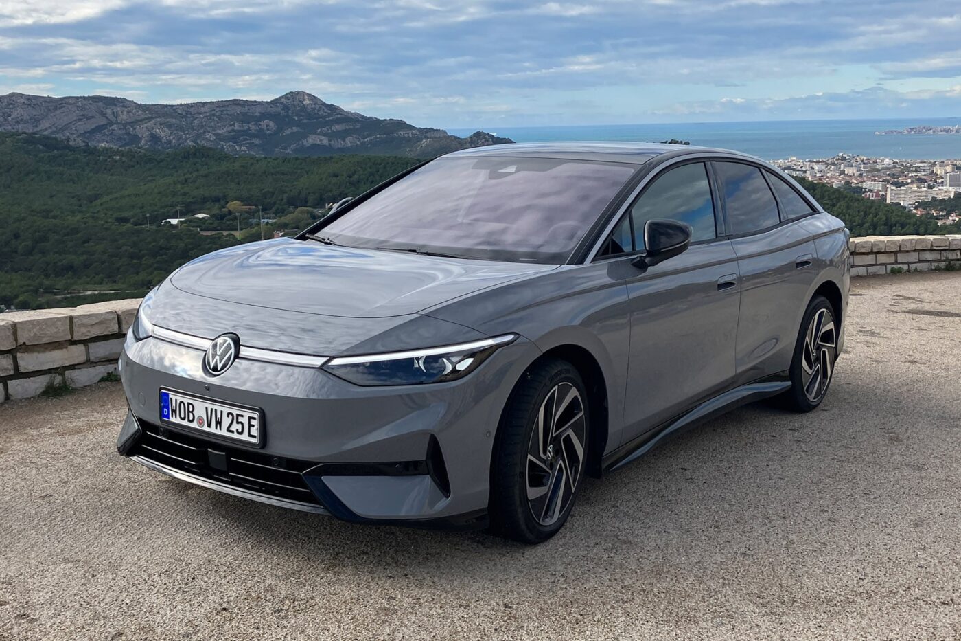 volkswagen id7 fahrbericht peter schwierz 2023 01 min volkswagen id7 fahrbericht peter schwierz 2023 01 min