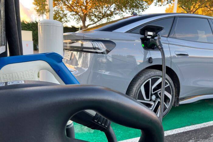 Volkswagen id7 ladestation charging station frankreich france ccs fahrbericht peter schwierz min