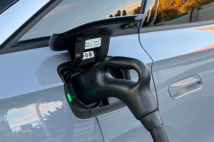 Volkswagen id7 ladestation charging station frankreich france ccs fahrbericht peter schwierz min