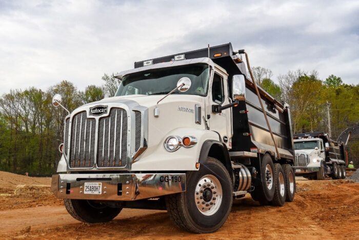 Autocar symbolbild min