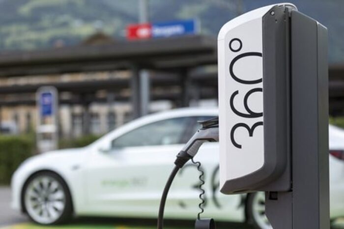 Energie ladestation estación de carga wallbox sbb schweiz suiza min