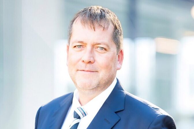 Farasis marcel broemlage 1400x e