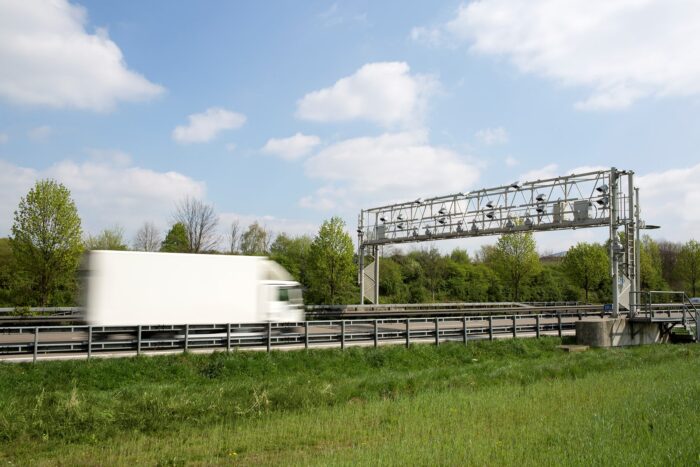 Lkw maut peaje por cobrar min