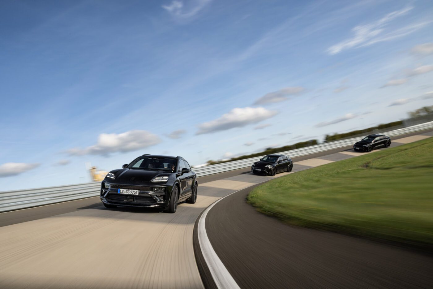 porsche macan gallery 5 suspension 3 porsche macan gallery 5 suspension 3