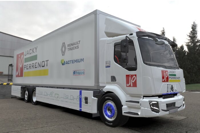 Renault trucks e tech d wide e lkw electric truck jacky perrenot frankreich france min