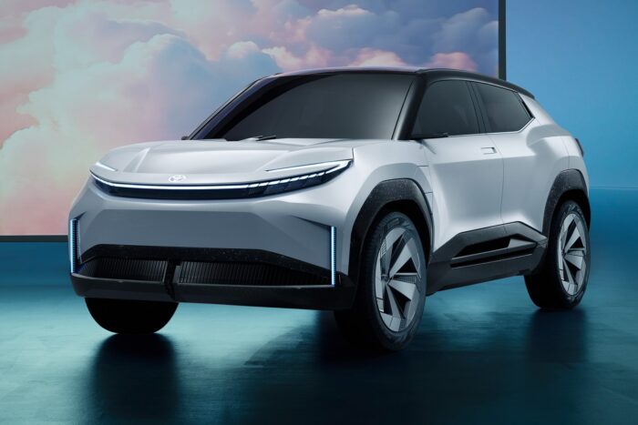 Toyota urban suv concept min