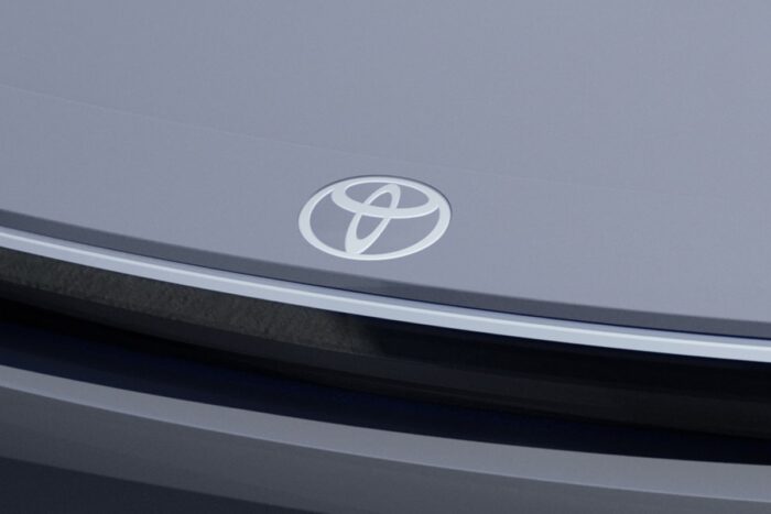 Toyota urban suv concept min