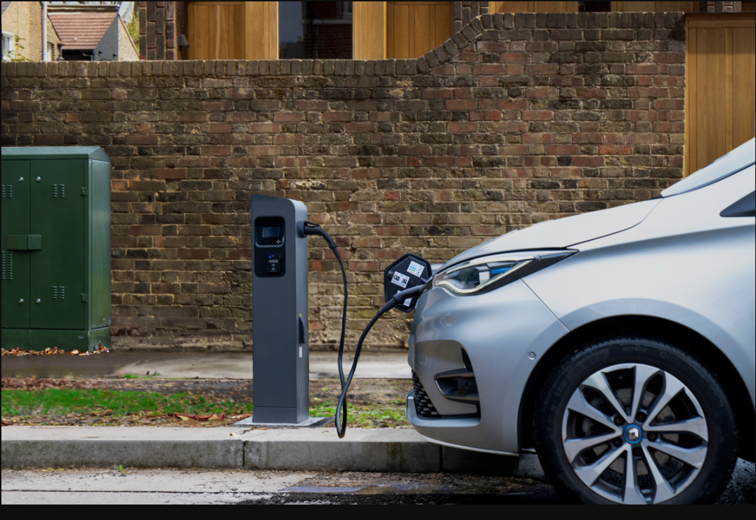Bt group street cabinet charging station