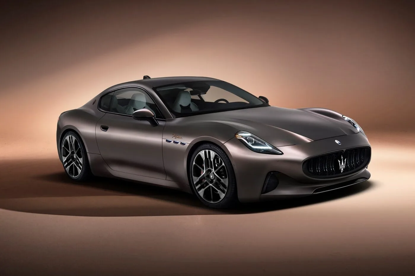 maserati granturismo folgore 2024 01 min maserati granturismo folgore 2024 01 min