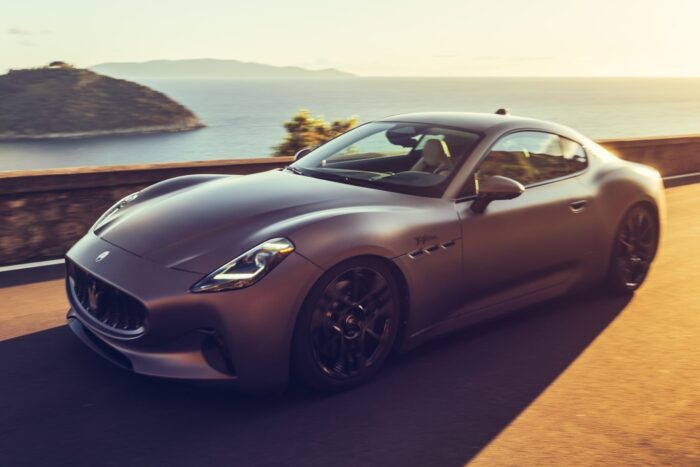 Maserati granturismo folgore min