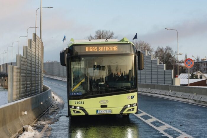 Riga solaris e bus urbino jan 1400x e