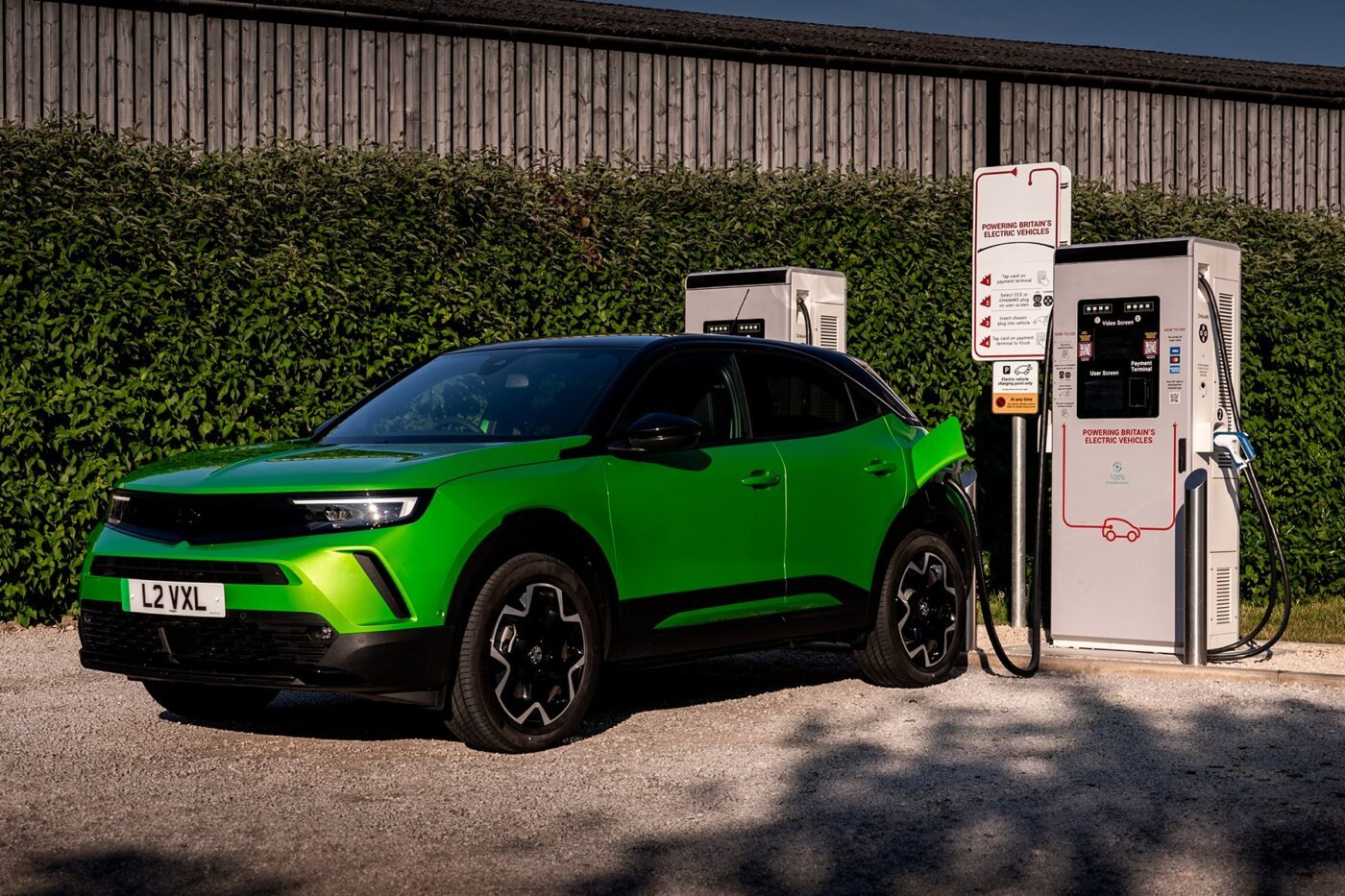 Vauxhall mokka eléctrico grossbritannien uk ladestation charging station min