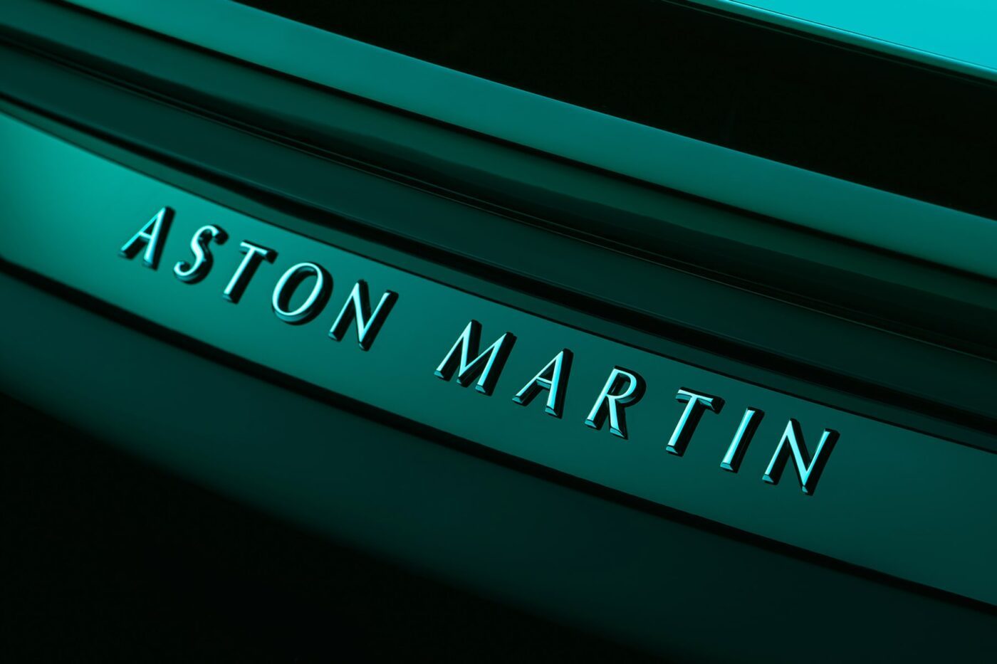 Aston martin symbolbild min