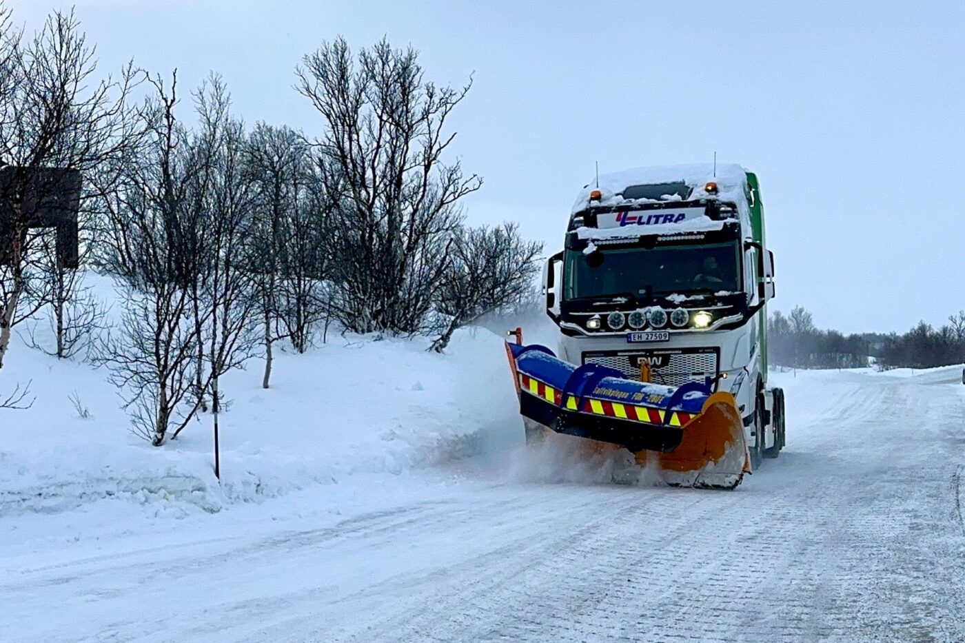 Designwerk volvo fh norwegen schneepflug