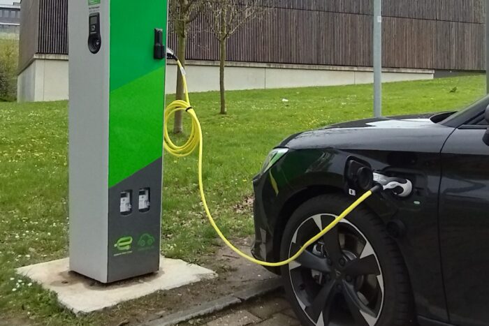 E auto c ude ulrike eichweber e