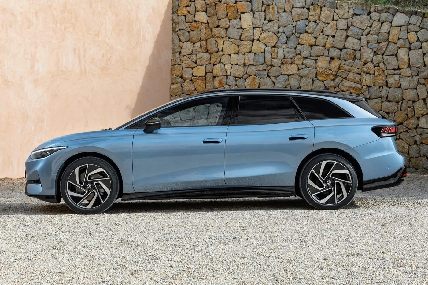 volkswagen id7 tourer 2024 13 min volkswagen id7 tourer 2024 13 min